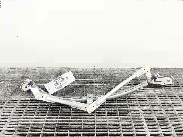 bontott BMW 5 F10 Első Ablaktörlő Szerkezet