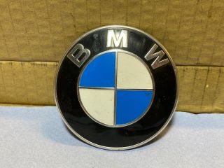 bontott BMW 5 F10 Első Embléma