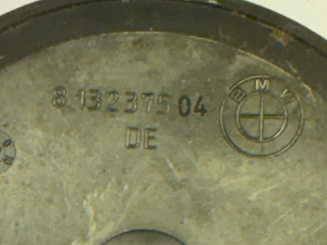 bontott BMW 5 F10 Első Embléma