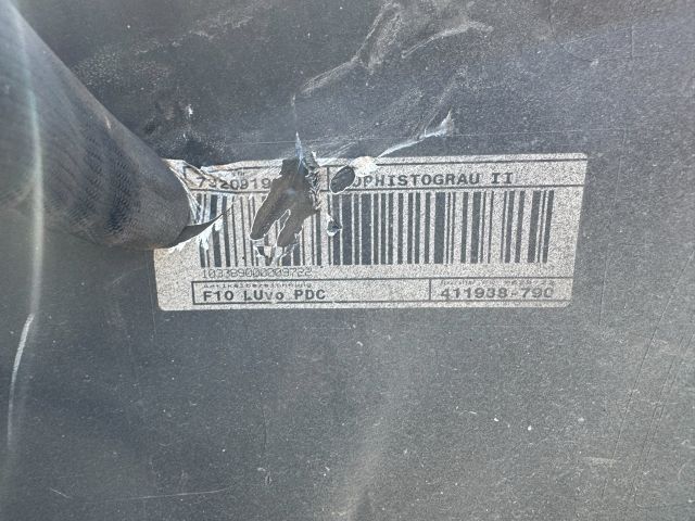 bontott BMW 5 F10 Első Lökhárító (Részeivel)