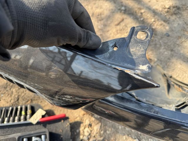 bontott BMW 5 F10 Első Lökhárító (Részeivel)