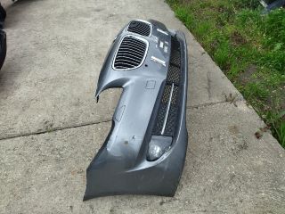 bontott BMW 5 F10 Első Lökhárító (Részeivel)