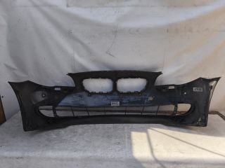 bontott BMW 5 F10 Első Lökhárító (Részeivel)