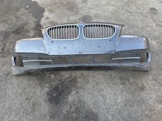 bontott BMW 5 F10 Első Lökhárító (Részeivel)