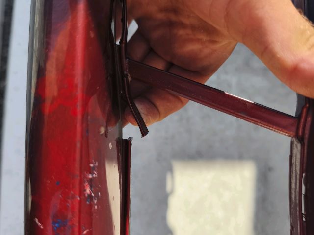 bontott BMW 5 F10 Első Lökhárító (Részeivel)