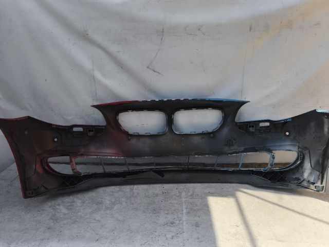 bontott BMW 5 F10 Első Lökhárító (Részeivel)