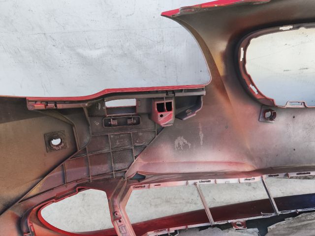 bontott BMW 5 F10 Első Lökhárító (Részeivel)