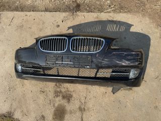 bontott BMW 5 F10 Első Lökhárító (Részeivel)
