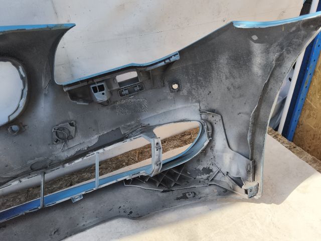 bontott BMW 5 F10 Első Lökhárító (Részeivel)