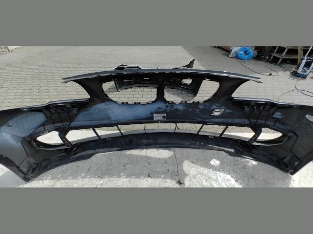 bontott BMW 5 F10 Első Lökhárító (Üresen)