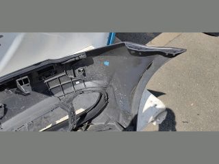 bontott BMW 5 F10 Első Lökhárító (Üresen)