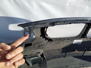 bontott BMW 5 F10 Első Lökhárító (Üresen)