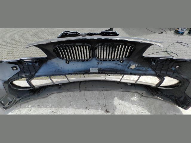 bontott BMW 5 F10 Első Lökhárító (Üresen)
