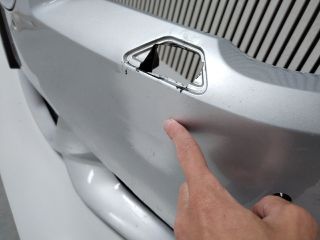 bontott BMW 5 F10 Első Lökhárító (Üresen)