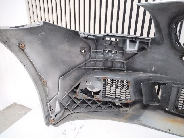 bontott BMW 5 F10 Első Lökhárító (Üresen)