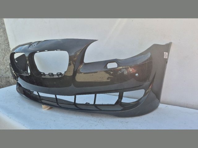 bontott BMW 5 F10 Első Lökhárító (Üresen)