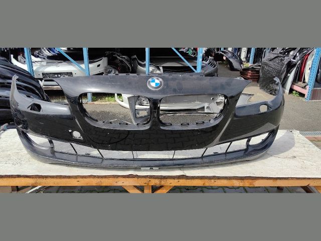 bontott BMW 5 F10 Első Lökhárító (Üresen)