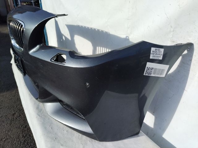 bontott BMW 5 F10 Első Lökhárító (Üresen)