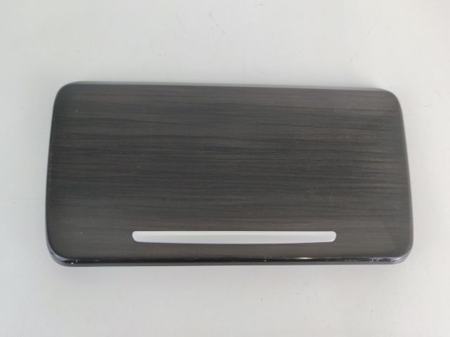 bontott BMW 5 F10 Első Tároló Rekesz Fedél