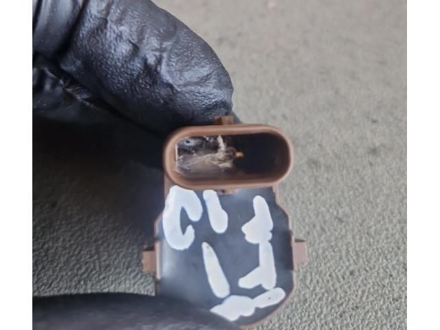 bontott BMW 5 F10 Első Tolatóradar Fej