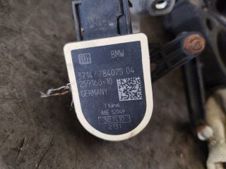 bontott BMW 5 F10 Első Xenon Szintszabályzó Jeladó