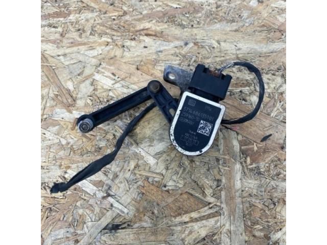 bontott BMW 5 F10 Első Xenon Szintszabályzó Jeladó