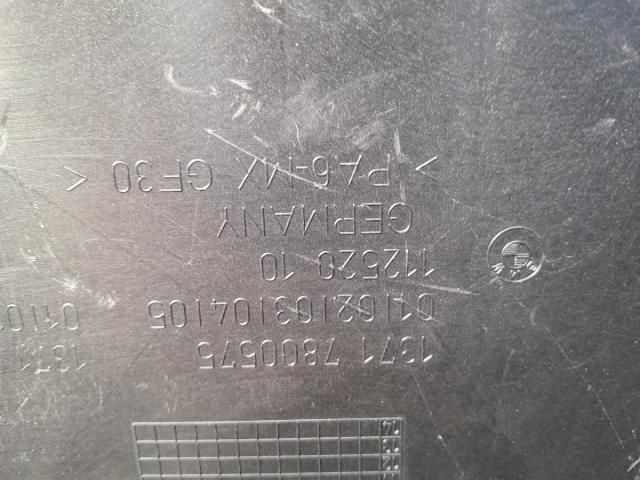 bontott BMW 5 F10 Felső Hűtőburkolat