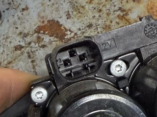 bontott BMW 5 F10 Fűtéscsap