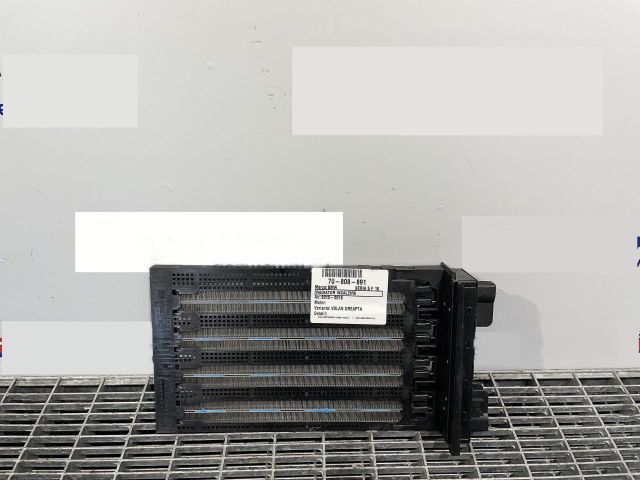 bontott BMW 5 F10 Fűtőradiátor