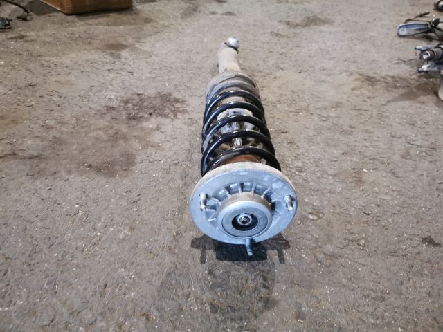 bontott BMW 5 F10 Hátsó Gólyaláb (Lengécsillapító, Rugó)