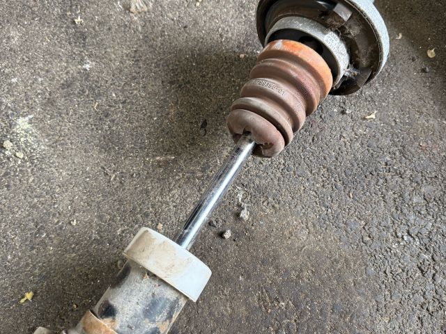 bontott BMW 5 F10 Hátsó Lengéscsillapító (Pozíciófüggetlen)