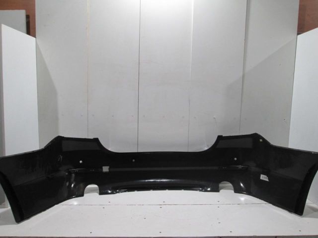 bontott BMW 5 F10 Hátsó Lökhárító (Üresen)