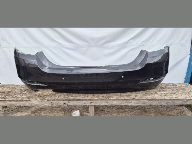 bontott BMW 5 F10 Hátsó Lökhárító (Üresen)