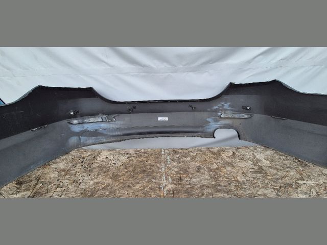 bontott BMW 5 F10 Hátsó Lökhárító (Üresen)