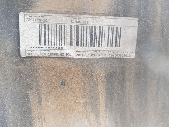 bontott BMW 5 F10 Hátsó Lökhárító (Üresen)