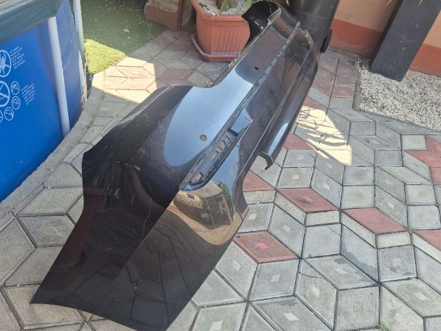 bontott BMW 5 F10 Hátsó Lökhárító (Üresen)