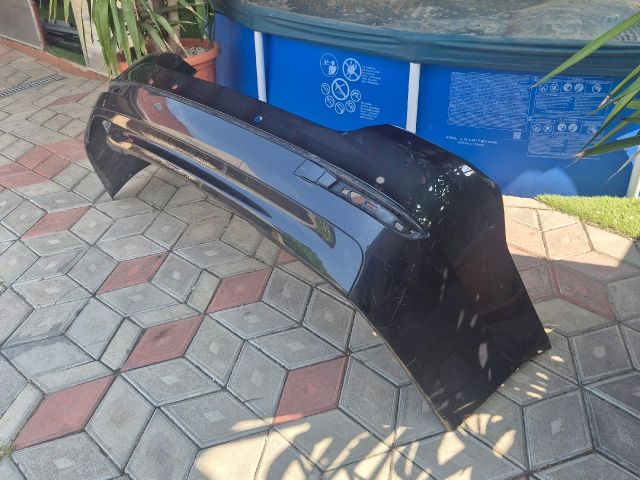 bontott BMW 5 F10 Hátsó Lökhárító (Üresen)