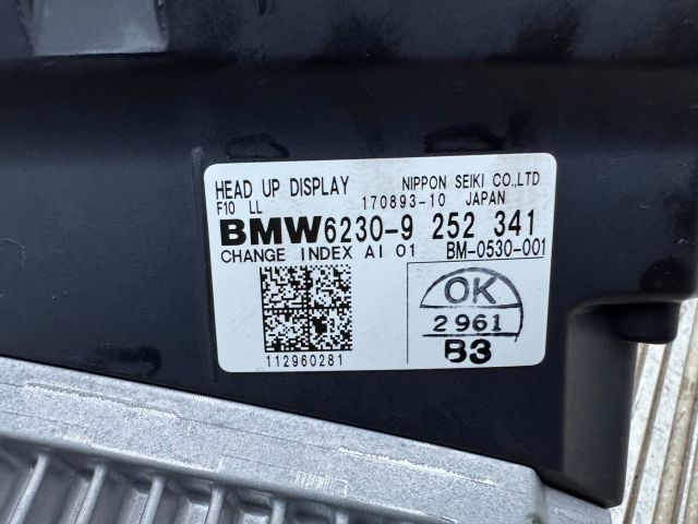 bontott BMW 5 F10 Head-Up Display