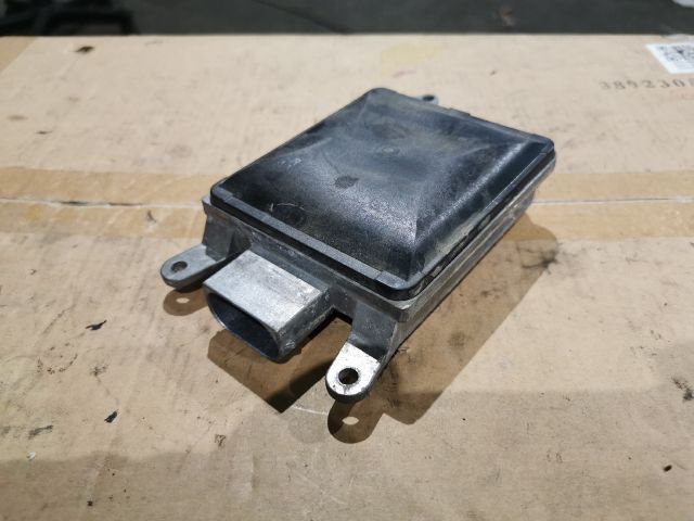 bontott BMW 5 F10 Holttérérzékelő