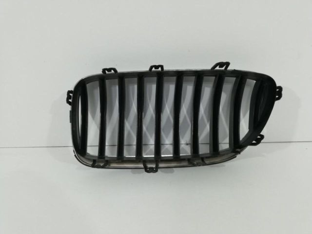 bontott BMW 5 F10 Hűtőrács
