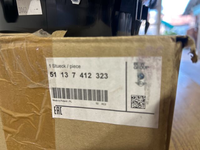 bontott BMW 5 F10 Hűtőrács