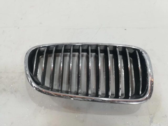 bontott BMW 5 F10 Hűtőrács