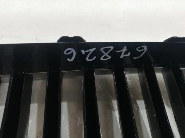 bontott BMW 5 F10 Hűtőrács