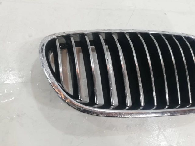 bontott BMW 5 F10 Hűtőrács