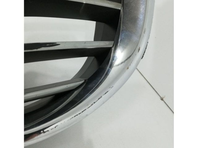 bontott BMW 5 F10 Hűtőrács