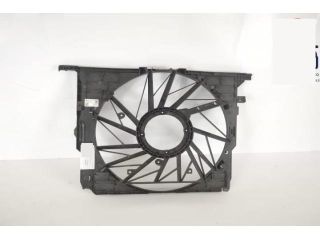 bontott BMW 5 F10 Hűtőventilátor Tartó