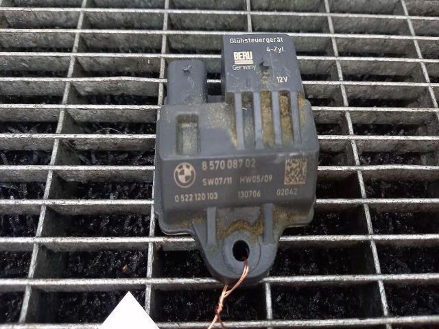bontott BMW 5 F10 Izzító Relé