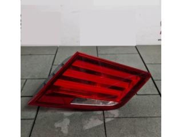 bontott BMW 5 F10 Jobb Belső Hátsó Lámpa