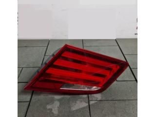 bontott BMW 5 F10 Jobb Belső Hátsó Lámpa