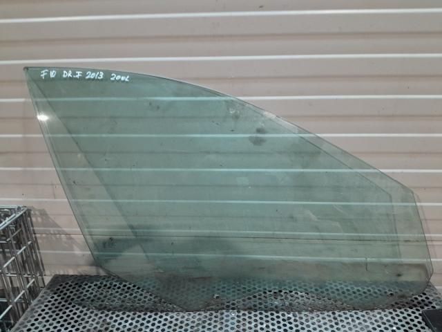 bontott BMW 5 F10 Jobb első Ablak